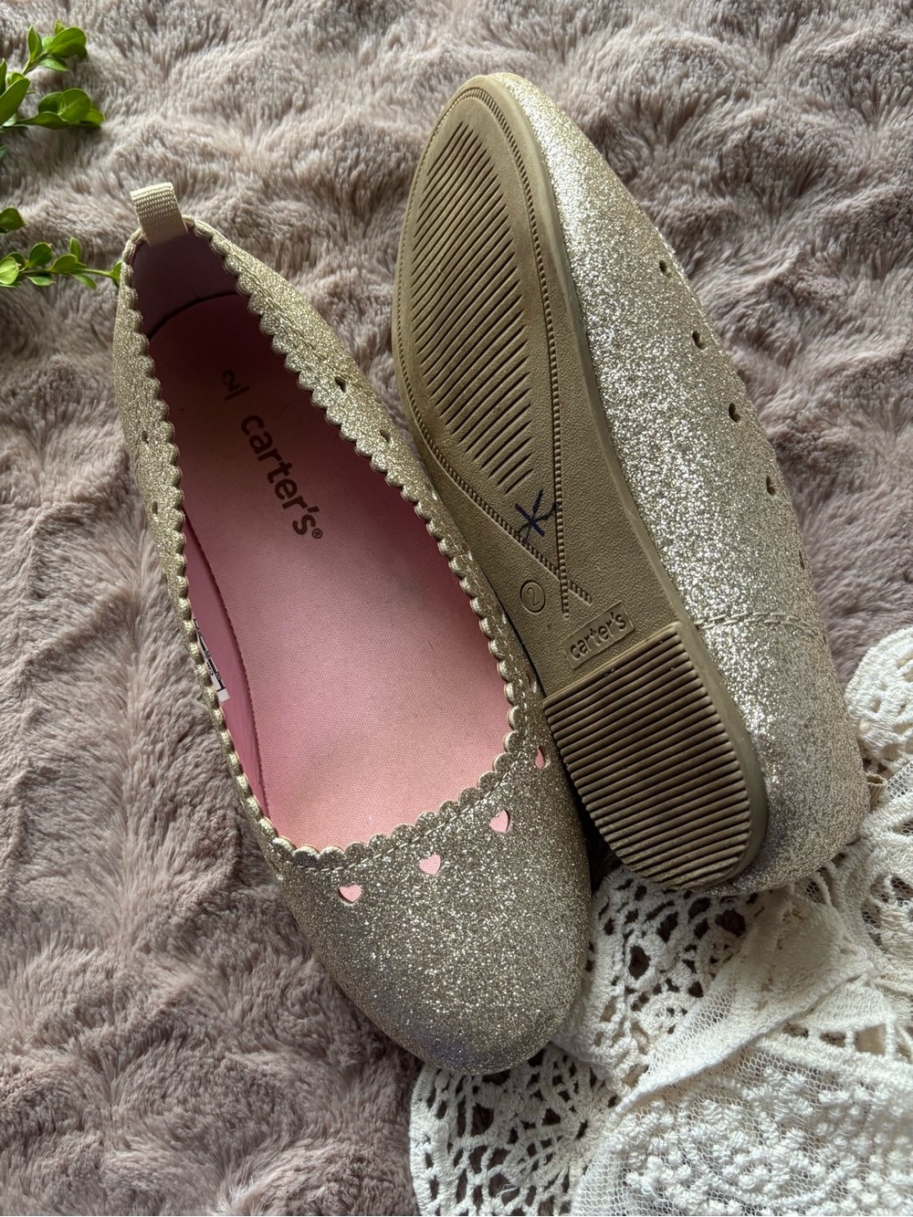 Carter’s Gold Glitter Heart‑Cutout Flats • Girls Size 2 - Picture 8 of 11